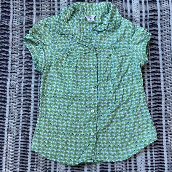 American eagle button up